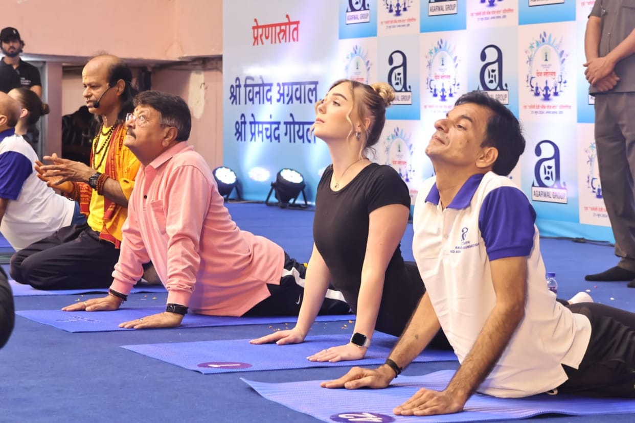 Indore News: On Yoga Day, Minister Vijayargiya said- Momos, noodles are poison for children.