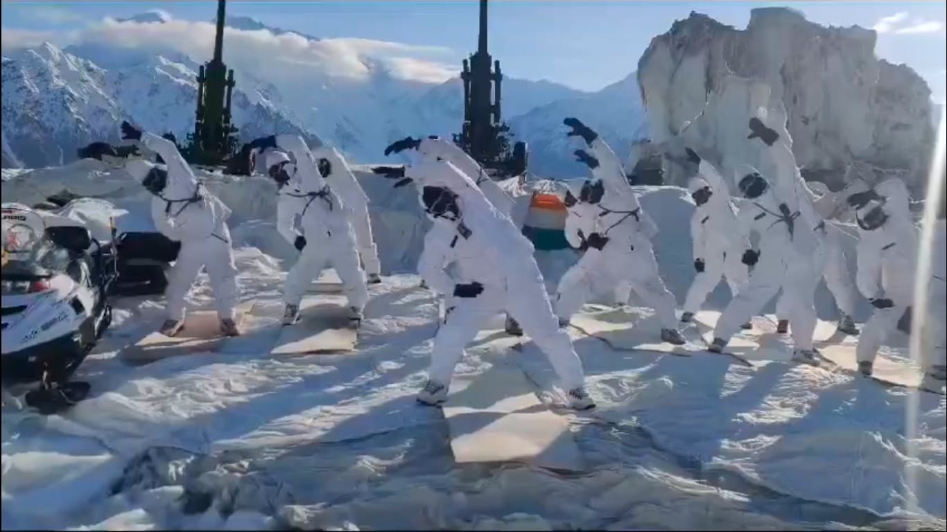 International Yoga Day 2024 From President Murmu and PM Modi to Soldiers,Participated in Yoga Check Pictures