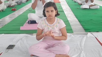 Yoga Day 2024: Stay healthy with yoga.. Anulom-Vilom in Moradabad, programs in Rampur-Sambhal and Amroha