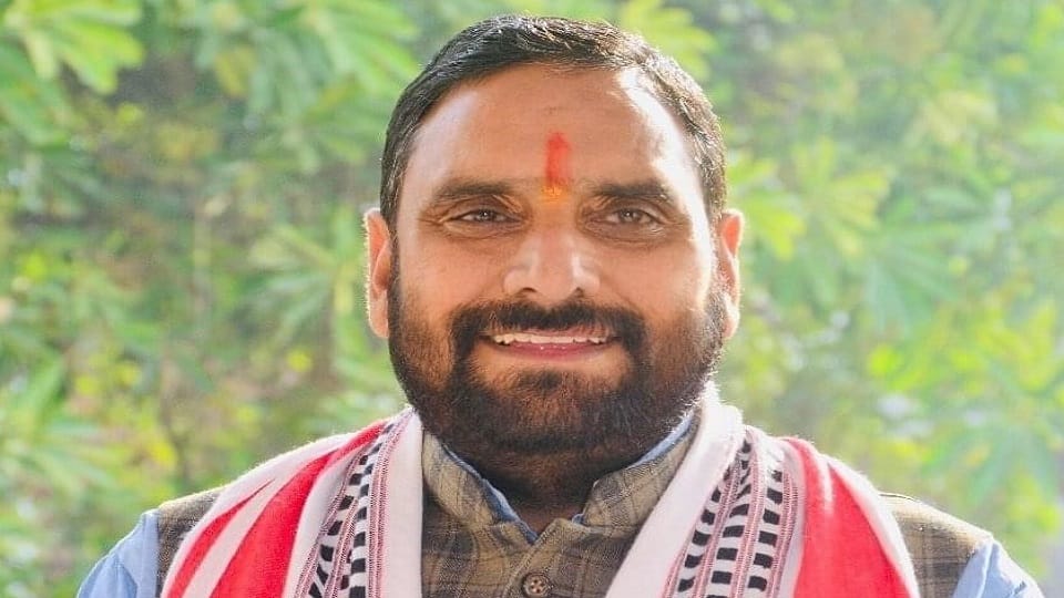 MLC raised questions on compulsory subject in AMU