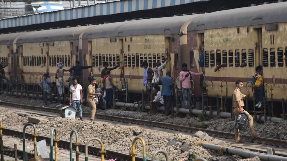 Five passenger trains disappeared from railway timetable in four years, these trains did not run after Corona