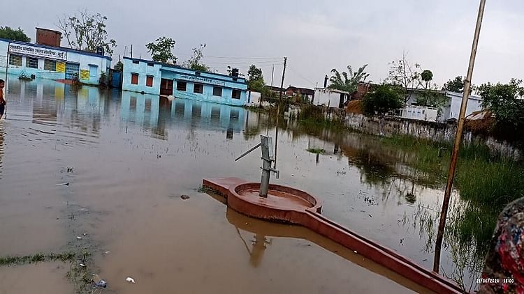 Monsoon Reached Kabirdham Heavy Rains Many Villages Submerged - Amar ...