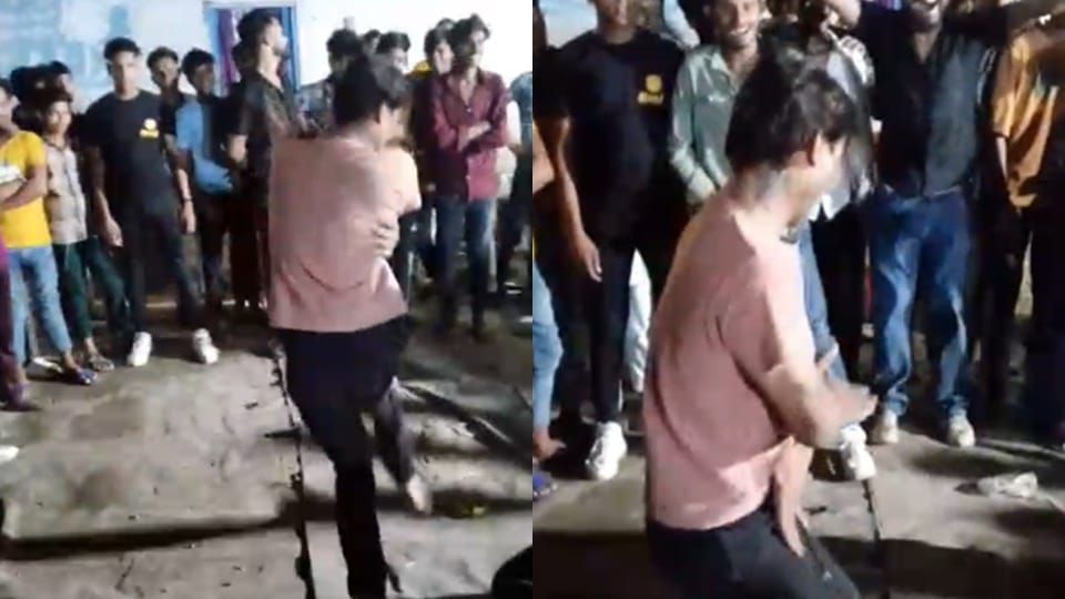 UP: young man died while dancing in Rampur, others kept dancing, video going viral