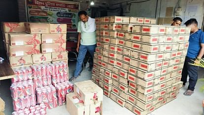 Chhapra: Now smugglers are smuggling liquor through waterways, two boats full of liquor worth lakhs recovered