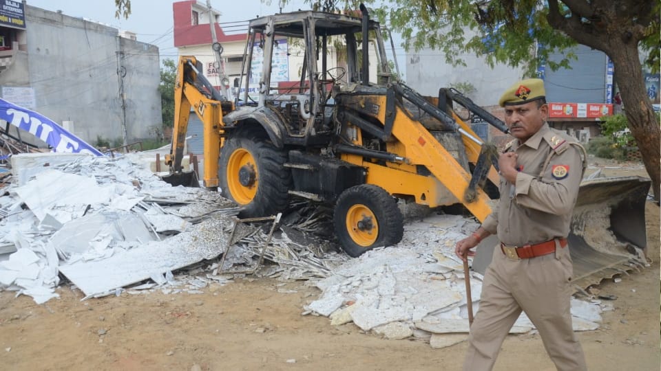 Bulldozers can be run on illegal properties of both the groups in Bareilly