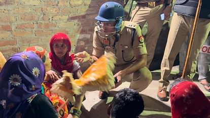 फिरोजाबाद बवाल: बंदी मौत मामले में पोस्टमार्टम रिपोर्ट से नया मोड़, उलझी गुत्थी; पुलिस-जेल अधीक्षक आमने-सामने Firozabad riots prisoner died due to beating in Firozabad, 14 injury marks were found on his body