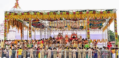 Puri: Crowd of devotees gathered in the bathing procession of Lord Shri Jagannath, elephant besa was worn