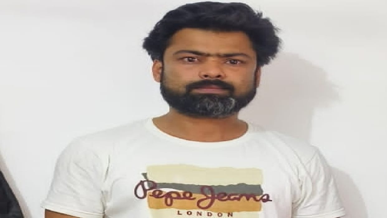 Accused Zakir arrested for demanding 50 lakh rupees extortion in Bareilly