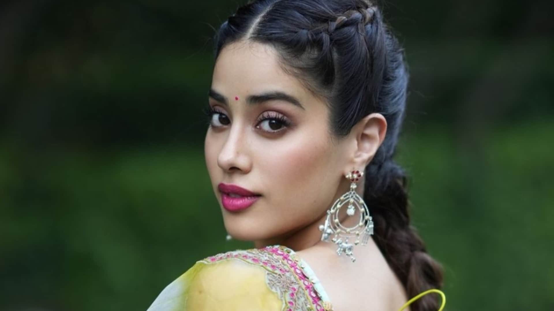 these star kids love life is always the talk of the town janhvi kapoor palak tiwari ananya pandey nysa devgn