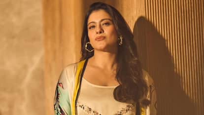 Kajol On her behavior with the paparazzi Kajol said I can not change it I too have good and bad days