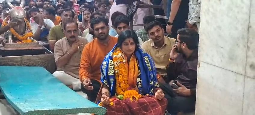 Ujjain Mahakal: Compela Madhavi Lata reached Baba Mahakal, Cabinet Minister Shah also took blessings.