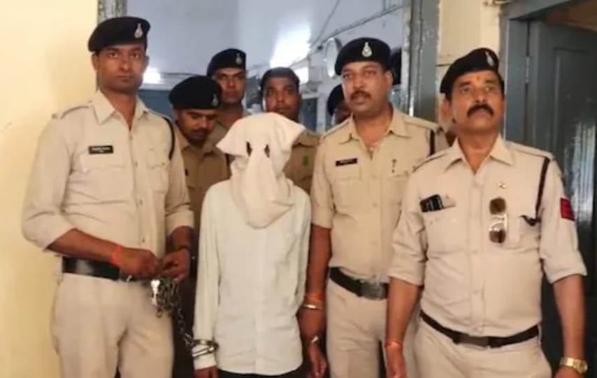 Ujjain News: The person who cut the woman into pieces and threw her in the train was arrested
