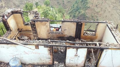 Mandi News Fire broke out in a two-storey house and mansion in Shikawari