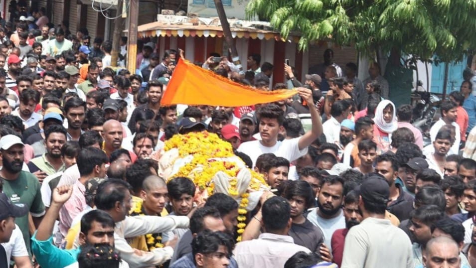 bjp politician leader monu kalyane murder indore crime news