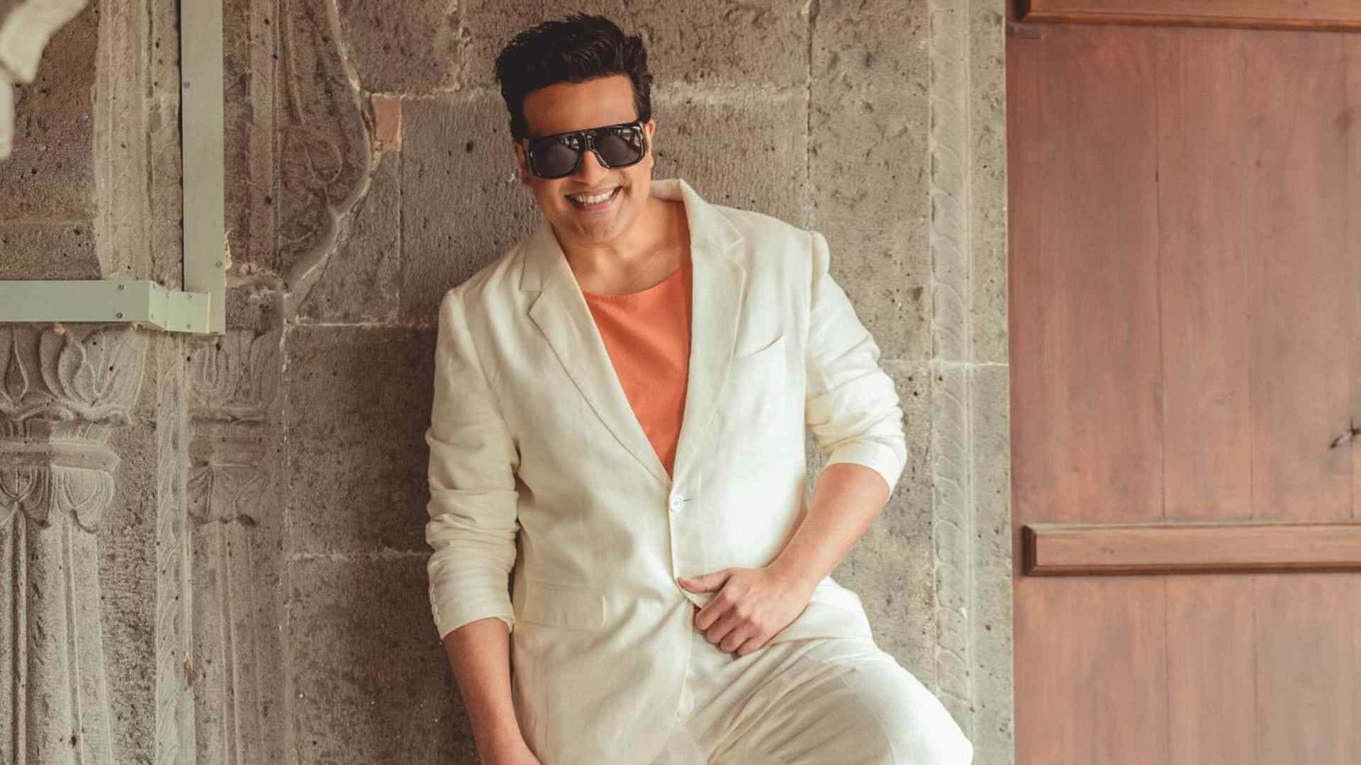 TV Stars Had Made Serious Allegations against Family Vikas Gupta Rashami Desai Krushna Abhishek