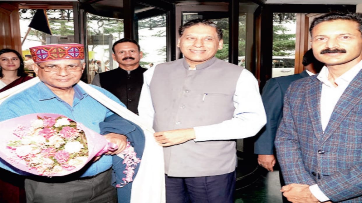 Chairman of 16th Finance Commission reached Shimla, paid obeisance at Jakhu