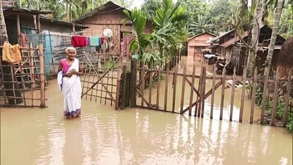 North East Updates: बाढ़ से असम में हालात बिगड़े, 22 लाख लोग प्रभावित, 77 जंगली जानवरों की मौत north east updates flood in assam lakhs people affected wild animals deaths