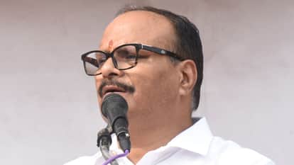 Jhansi: Deputy CM says health services will soon begin in the new 500-bed building