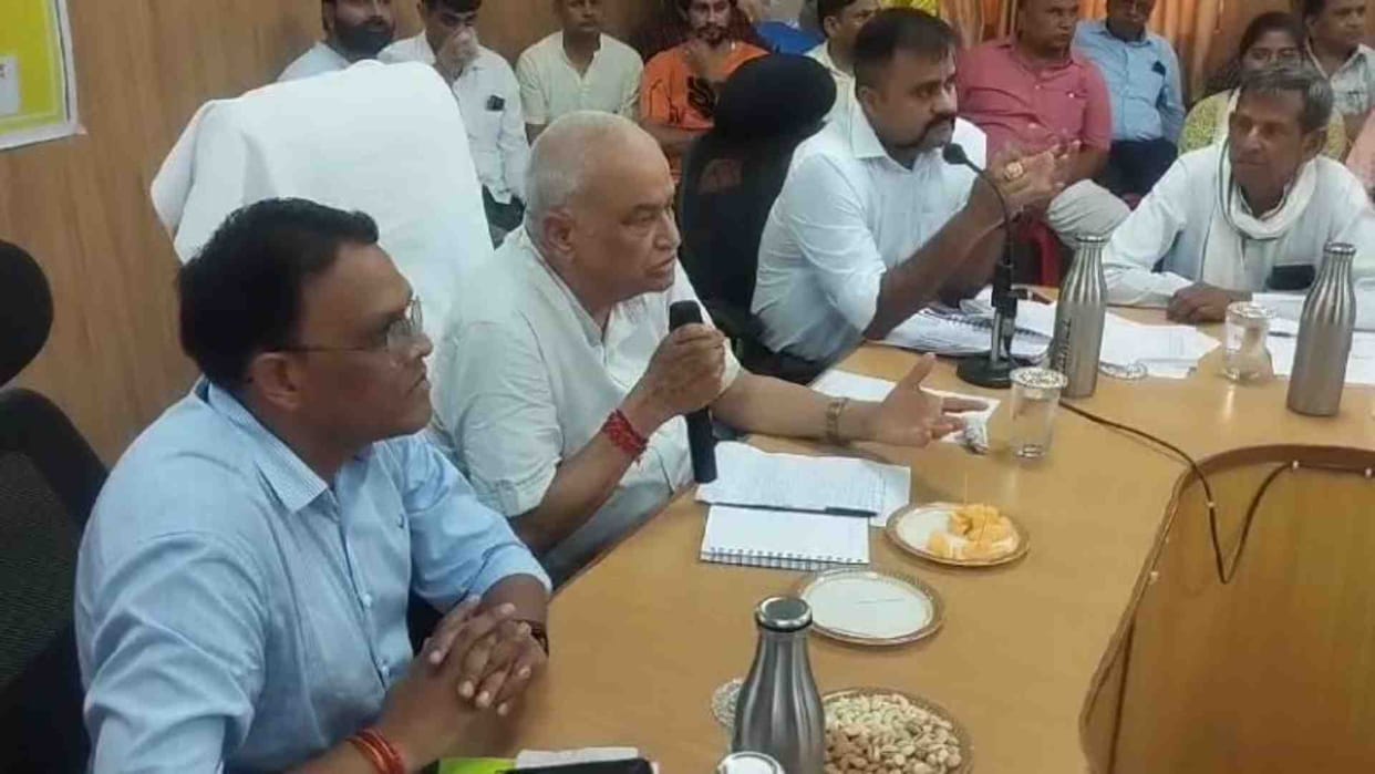 Sirohi News: Municipal Council General Assembly meeting held in the presence of Minister Kirori Lal Meena