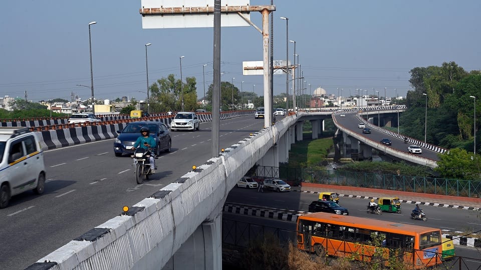 New Delhi roads will become world class