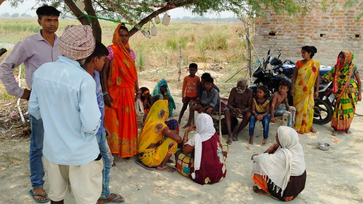 five people died in Jaunpur People fell dumper ran over family was returning from wedding procession