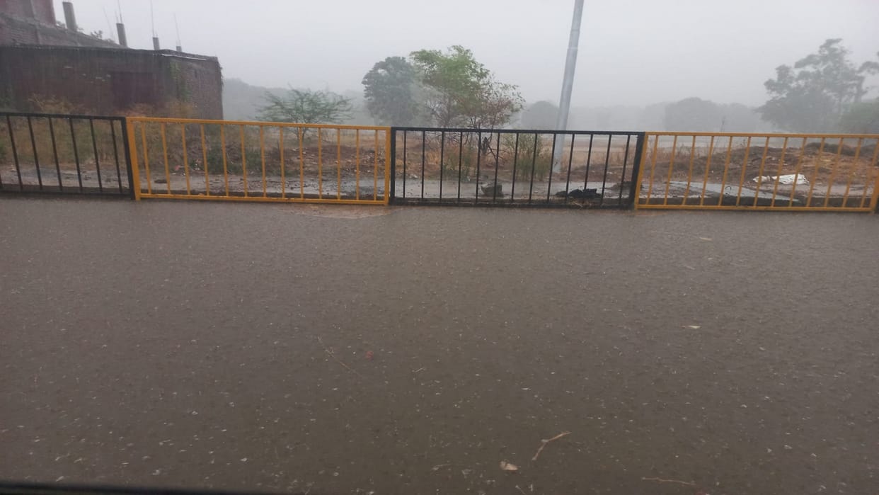 This year there will be heavy rain, after winter and summer, now be prepared for severe rain.