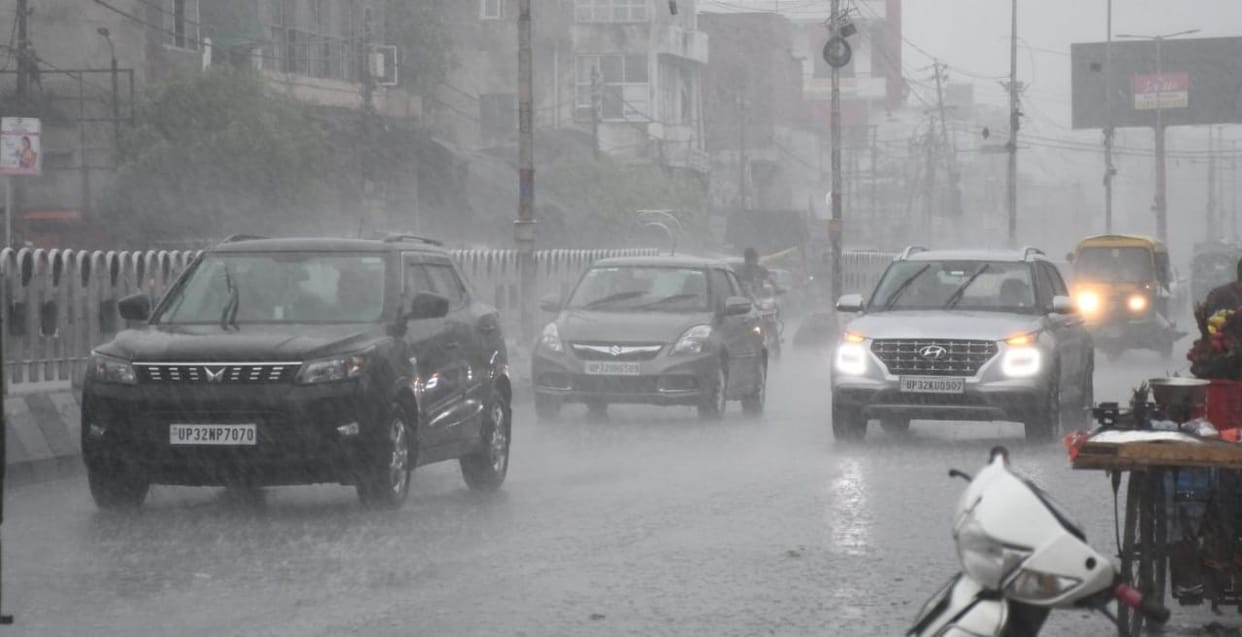 Weather in UP: pre monsoon rain in many parts in Uttar Pradesh.