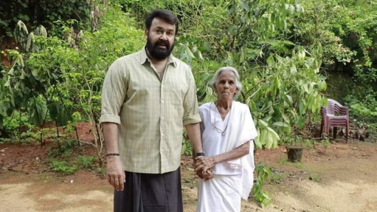 Mohanlal asked old lady who came to watch shooting L360 what is there to eat video viral on internet