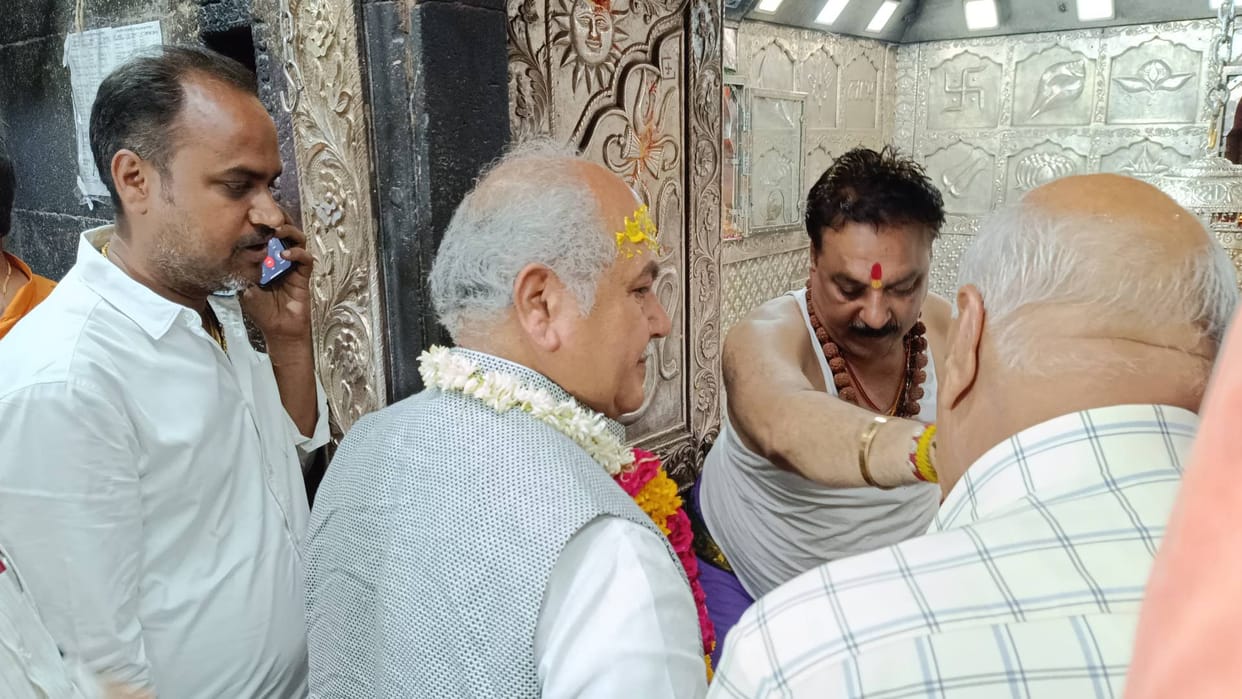 Baba Mahakal Ujjain Madhya pradesh Assembly Speaker Narendra Singh Tomar reached Baba Mahakal Mandir