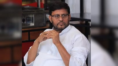 सपा के पूर्व सांसद तूफानी सरोज।