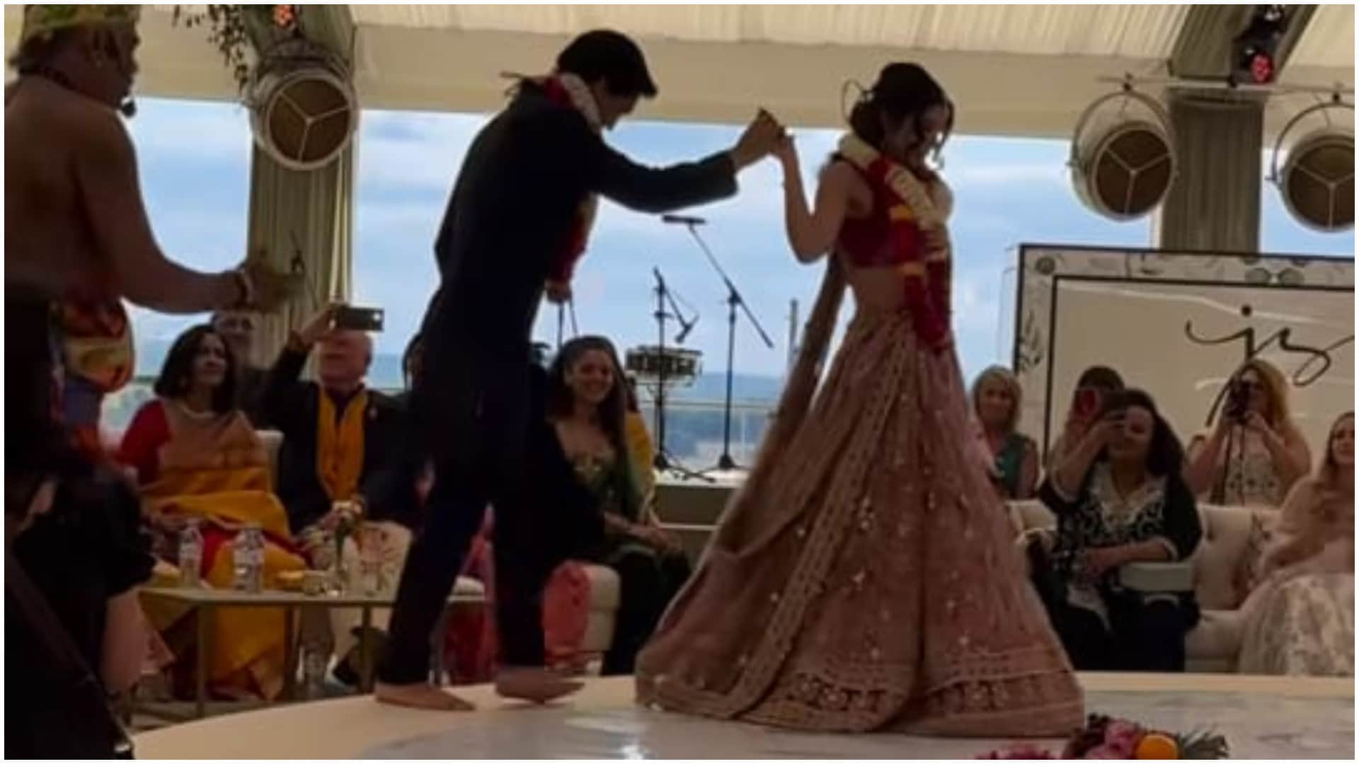 Vijay Mallya son Siddharth Mallya Takes Phera With Jasmine In A Hindu Wedding Photos Viral On social Media
