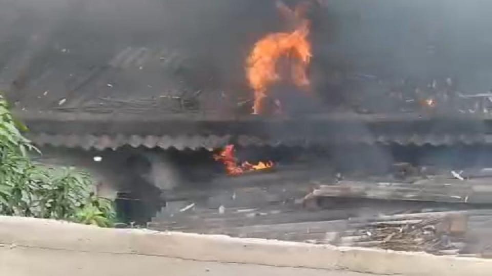 A huge fire broke out in a house due to a short circuit goods burnt to ashes in Korba