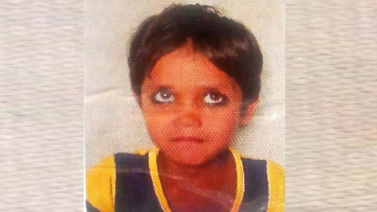 Auraiya: Girl dies after being struck by lightning