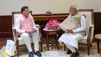 प्रधानमंत्री मोदी/सीएम धामी।