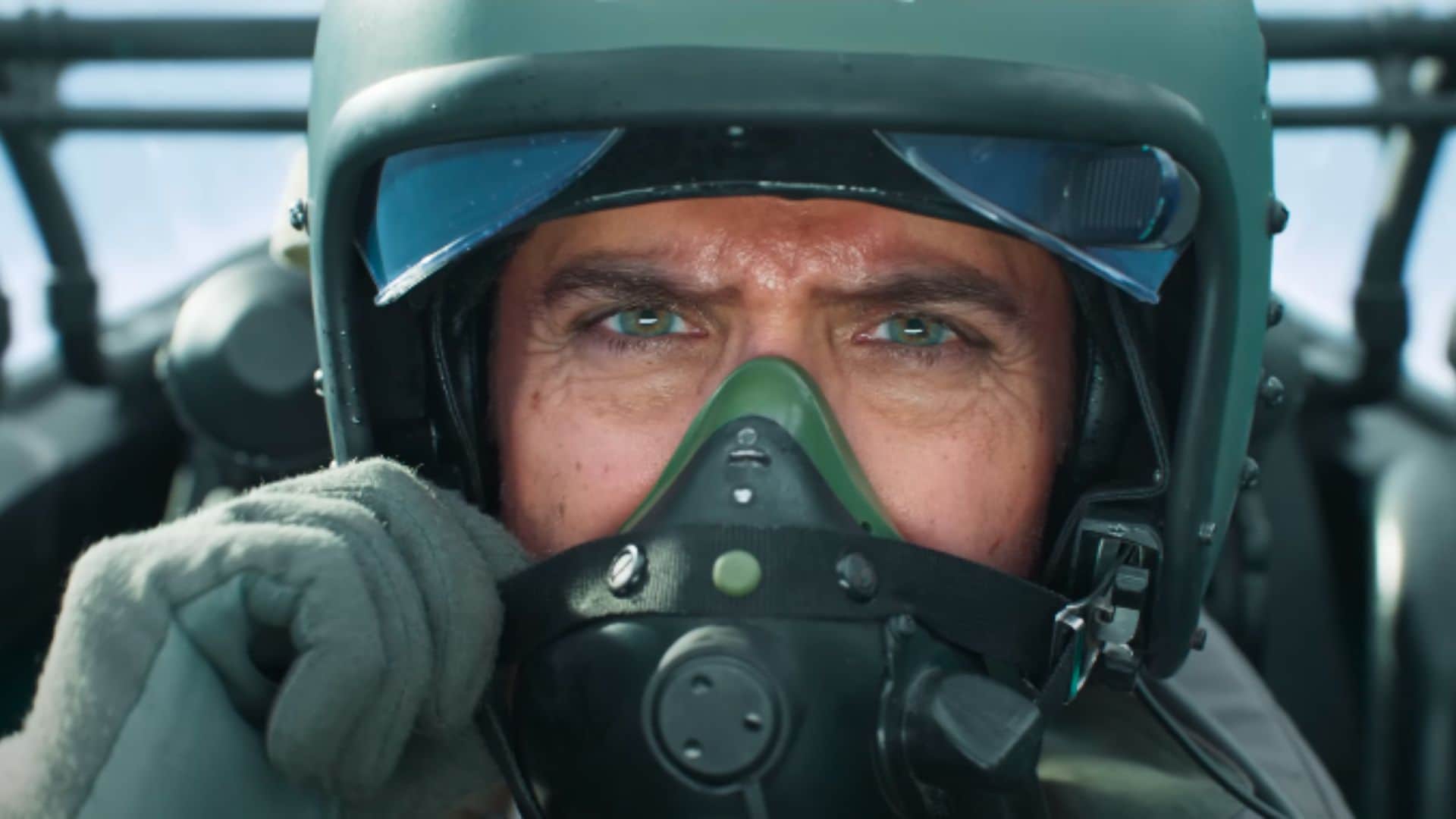 Bollywood Movies Show Courage of Brave Soldiers of Indian Air Force Veer Zara Fighter Tejas gunjan saxena