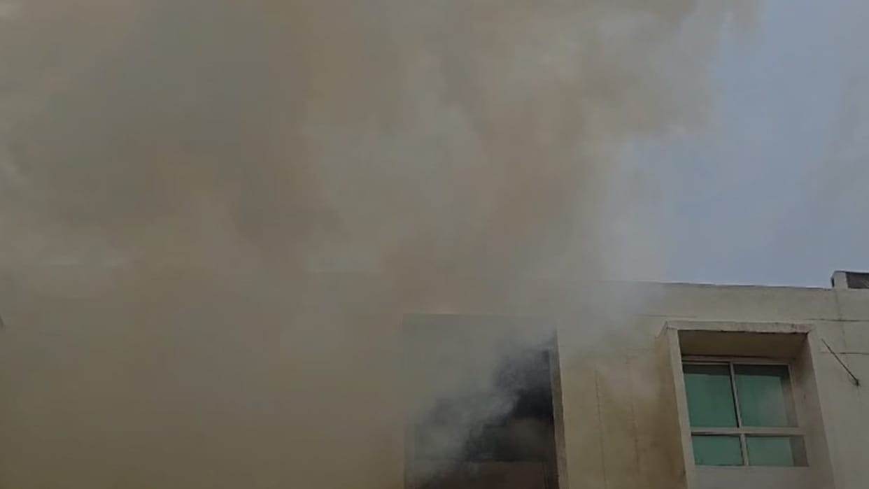 A huge fire broke out in Jiwaji University campus
