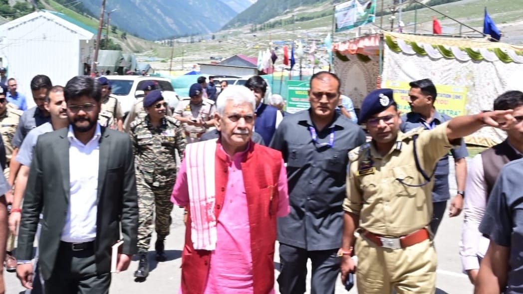 amarnath yatra : lg manoj sinha inaugurated 100 bed hospital at Baltal base camp