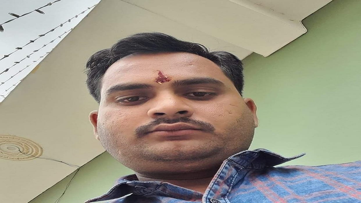 elder brother got electrocuted while trying to save him the younger brother died of heart attack