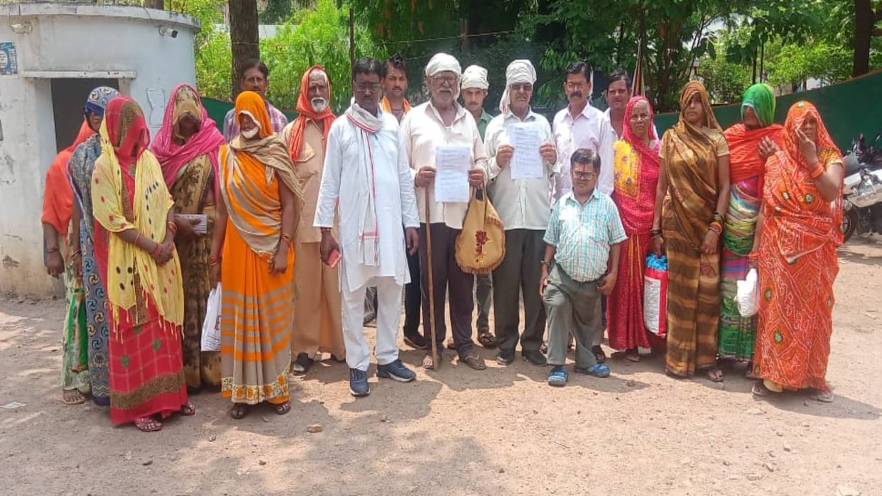 Chhatarpur Accused of gang violence is still absconding victim says his family is scared to go to farm