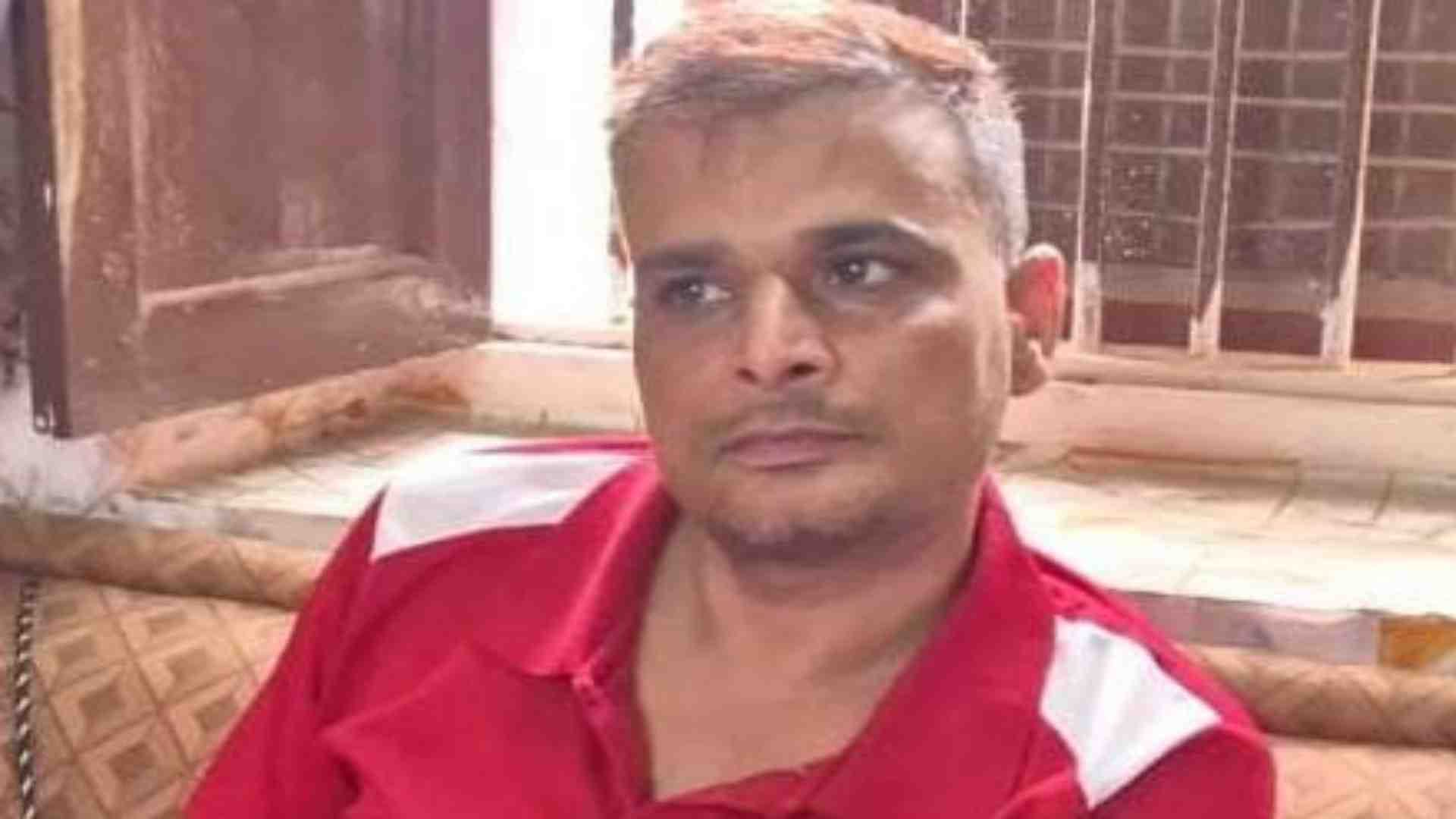 रिश्वत लेने का आरोपी पटवारी।