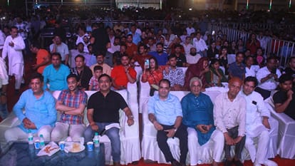 Singer Salman Ali created stir in Moradabad, gave wonderful performance on Jigar Manch