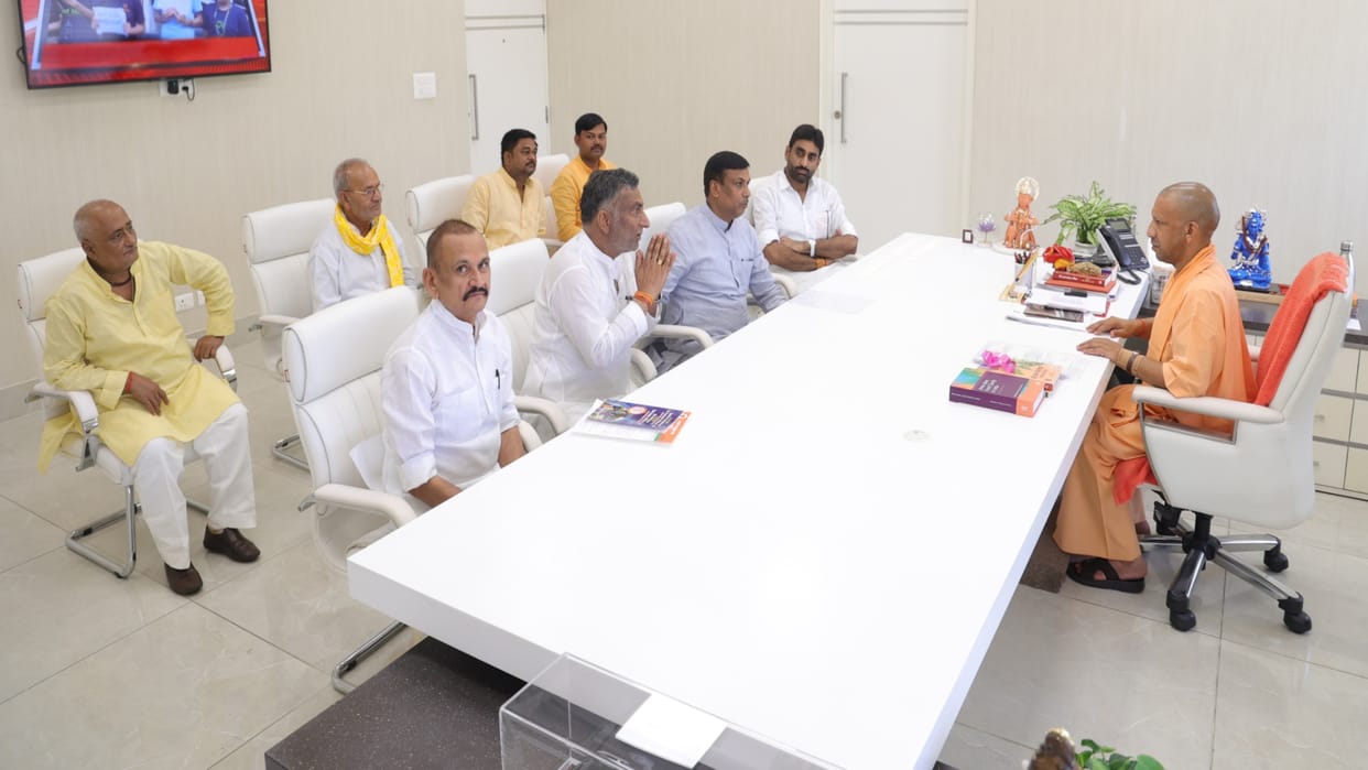 Seven block heads reached CM court due to fear of no-confidence motion, political turmoil intensifies