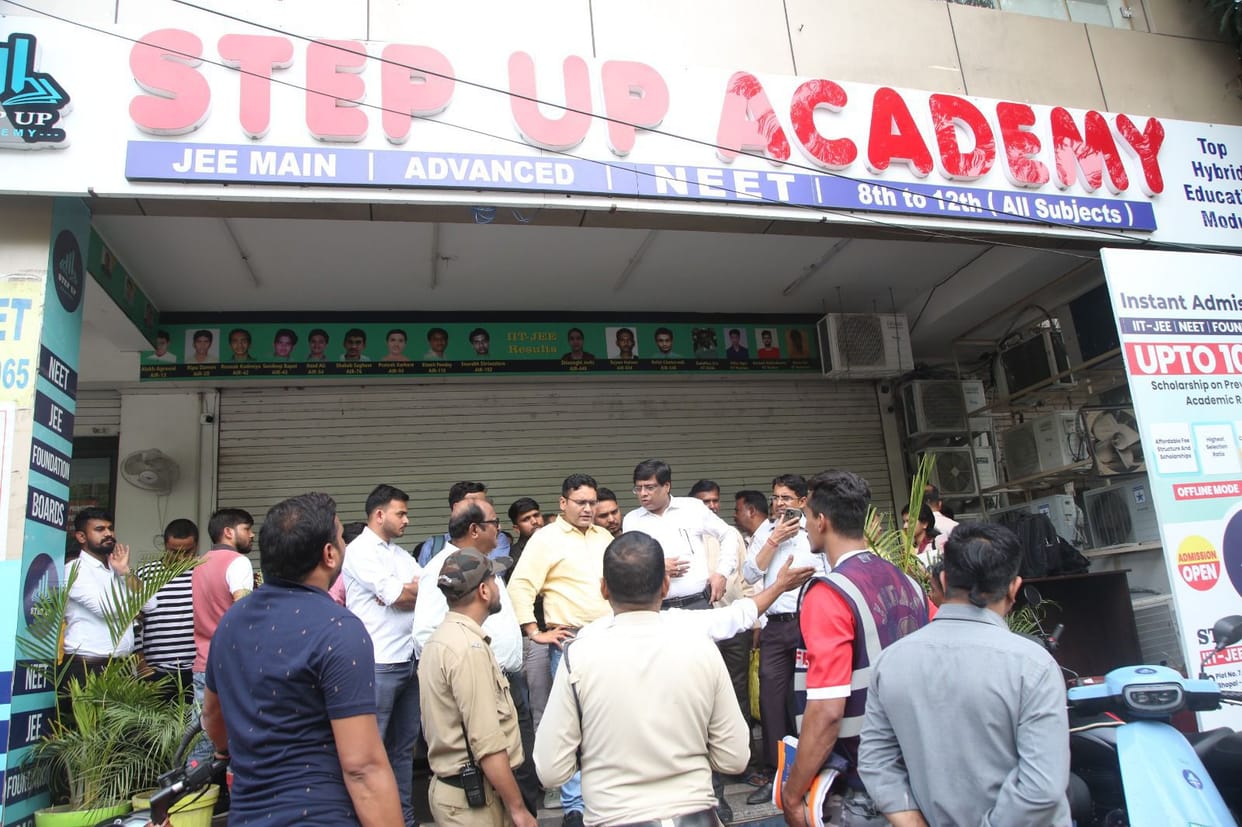 MP News: Two coaching centres, one game zone and one cafe sealed in Bhopal, action taken against fire safety v