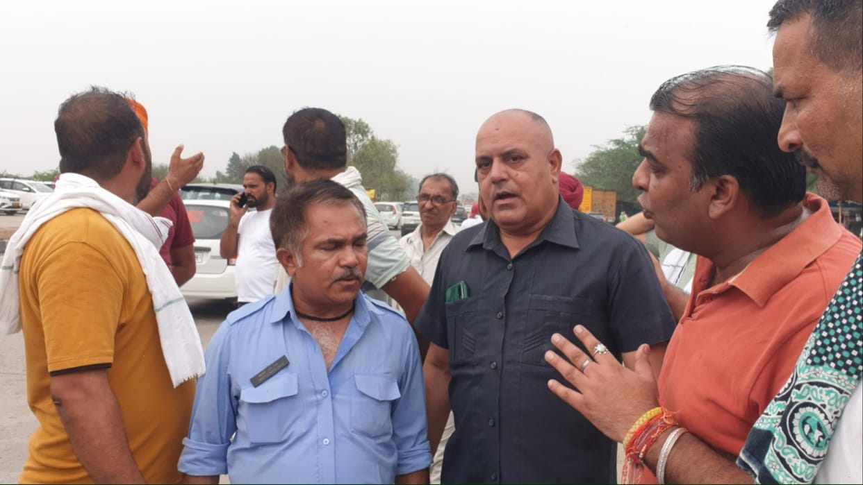 Haryana: First provided refreshments to the taxi drivers of Himachal Pradesh, then appealed not to misbehave