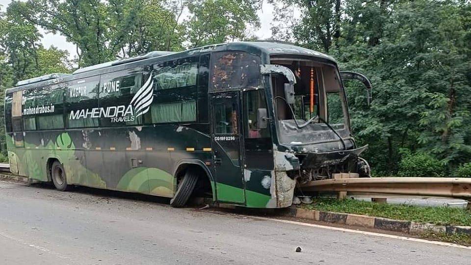 bus coming from Raipur to Jagdalpur met with an accident
