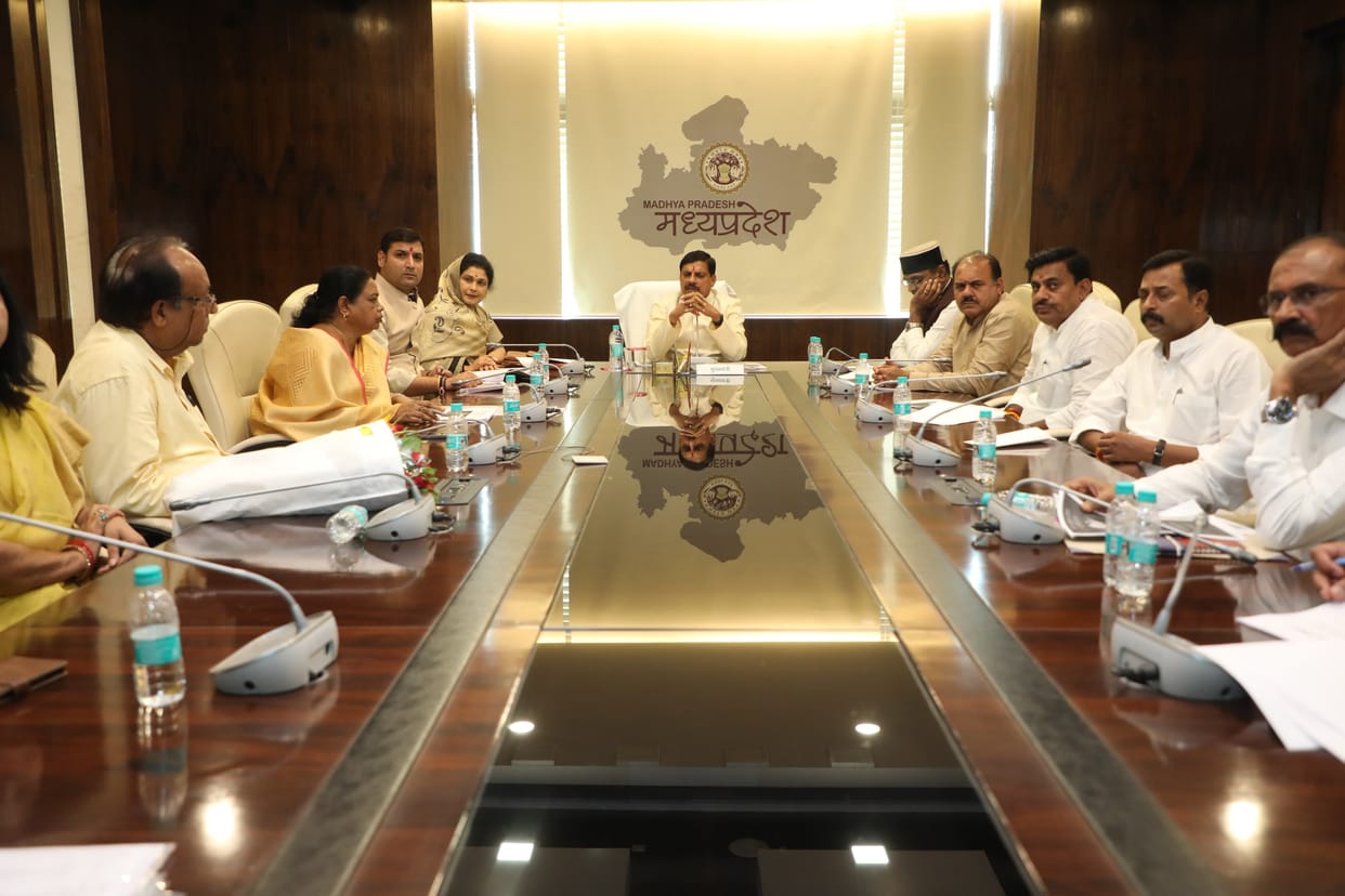MP News: 'One tree in the name of mother', 12 lakh saplings will be planted in one day in Bhopal, big plantati