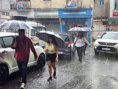Uttarakhand Weather Monsoon Heavy Heavy rainfall debris at many places on Mussoorie Dehradun road Road Closed