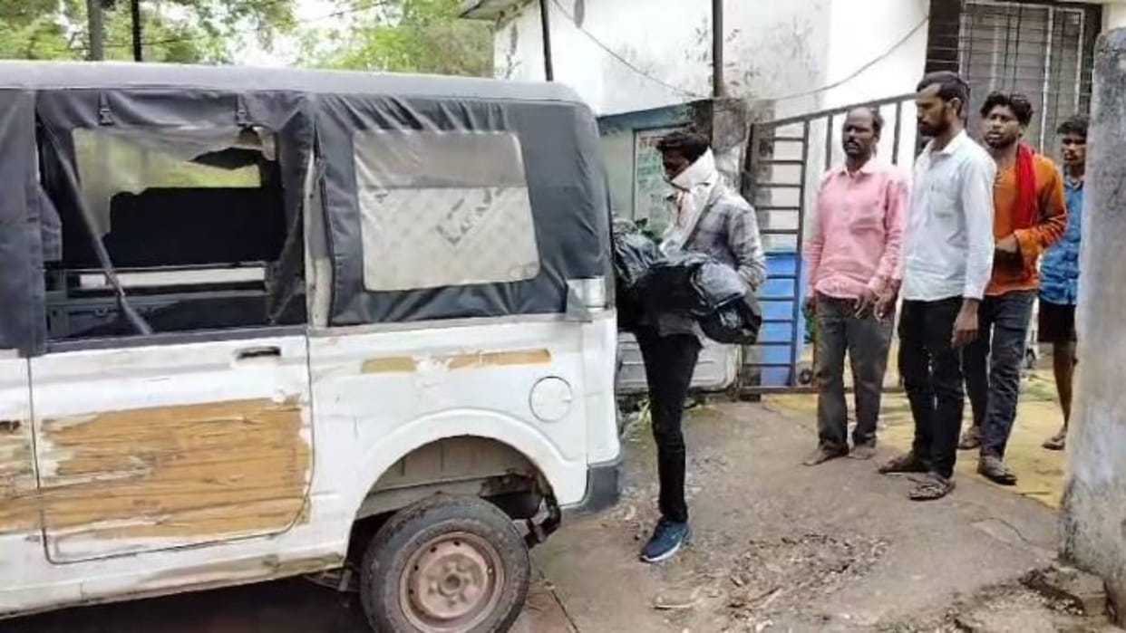 Tikamgarh Body of a five-year-old girl found near a pond injury marks on head family alleges murder
