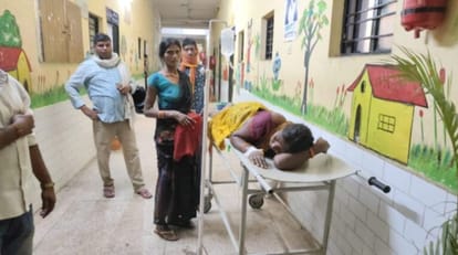 thirteen people died in Sonbhadra and 12 injured various accidents miscreants killed and looted jewellery