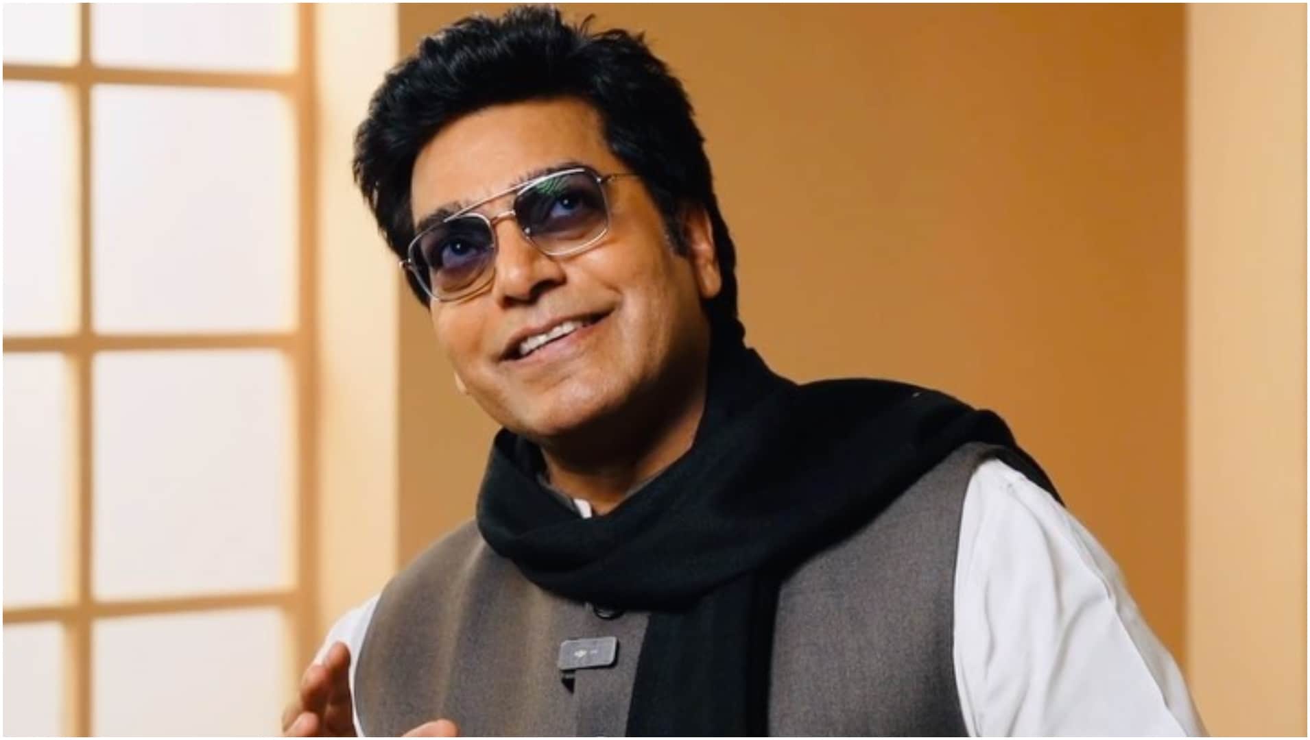 On Hindi Diwas 2024 know about the actors who are good in hindi including Amitabh Bachchan Pankaj Tripathi